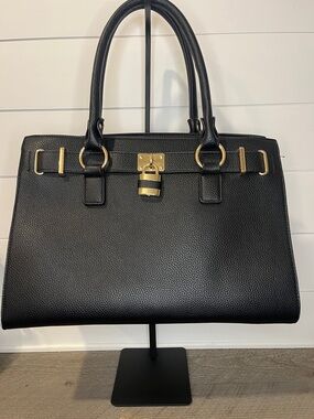 Jessie James Dina Concealed Bag - Black Satchel